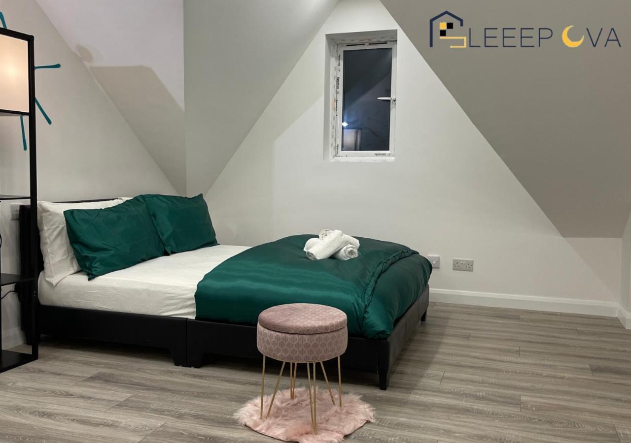 Appartamento Last-Minute Specials L Premium Deals L Luxury & Modern 1 Bedroom Apartment 5Plus Guests Couples Families Business Sleepova Short Lets & Serviced Accommodation
