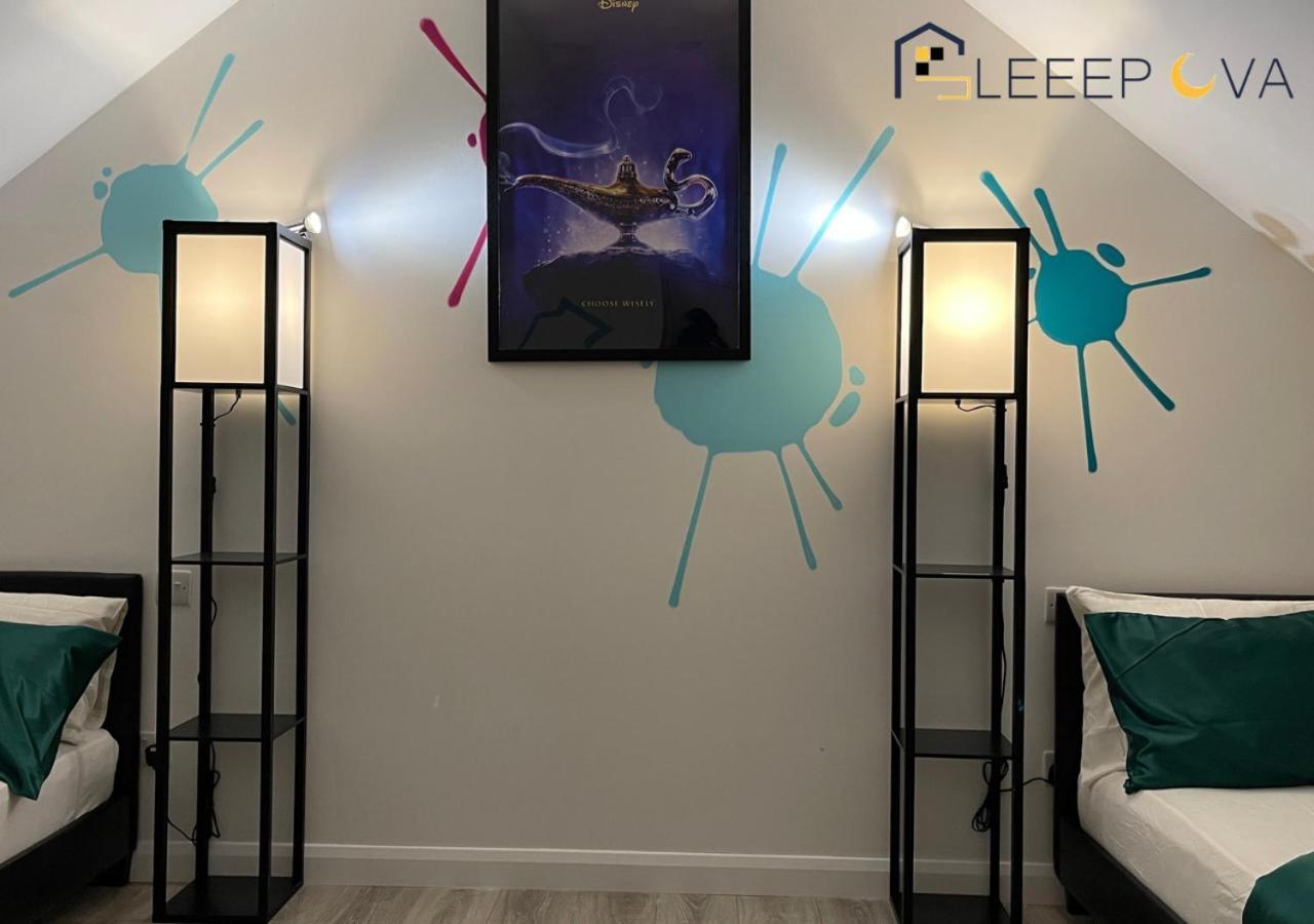 Last-Minute Specials L Premium Deals L Luxury & Modern 1 Bedroom Apartment 5Plus Guests Couples Families Business Sleepova Short Lets & Serviced Accommodation Appartamento Londra
