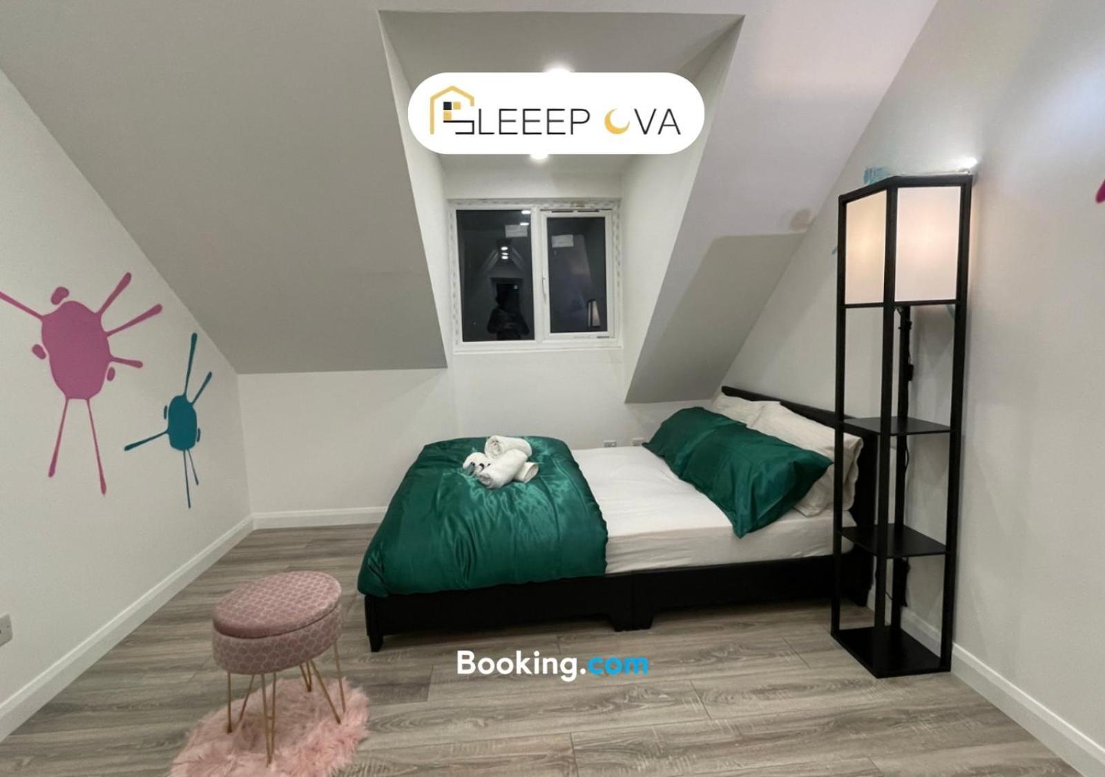 Last-Minute Specials L Premium Deals L Luxury & Modern 1 Bedroom Apartment 5Plus Guests Couples Families Business Sleepova Short Lets & Serviced Accommodation Appartamento