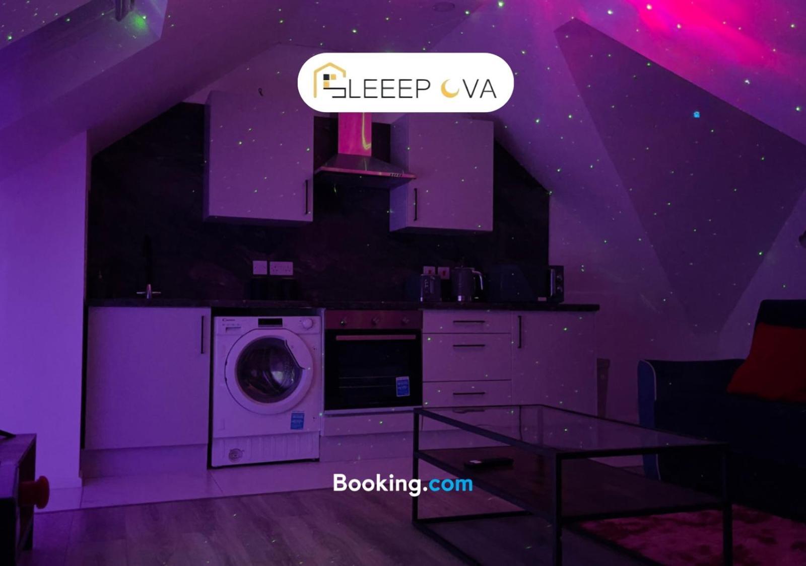 Last-Minute Specials L Premium Deals L Luxury & Modern 1 Bedroom Apartment 5Plus Guests Couples Families Business Sleepova Short Lets & Serviced Accommodation Appartamento Londra